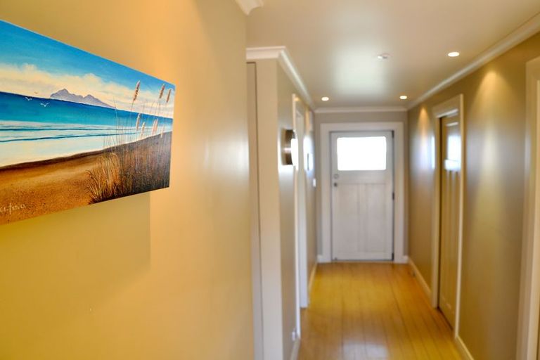 Photo of property in 16 Ocean View Road, Waihi Beach, 3611