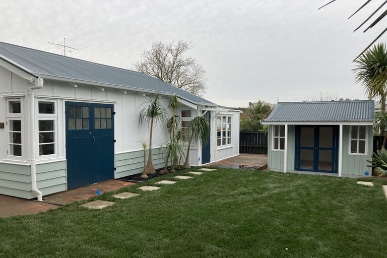 Photo of property in 24 Prime Road, Grey Lynn, Auckland, 1021