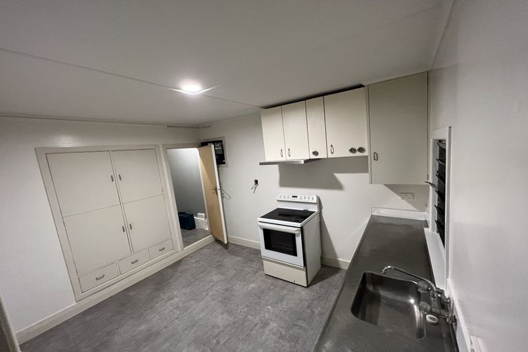 Photo of property in 6 Brighton Terrace, Murrays Bay, Auckland, 0630