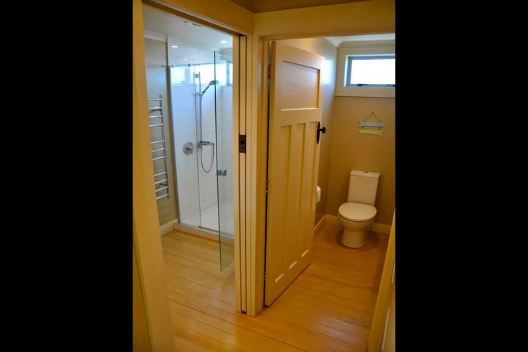 Photo of property in 16 Ocean View Road, Waihi Beach, 3611