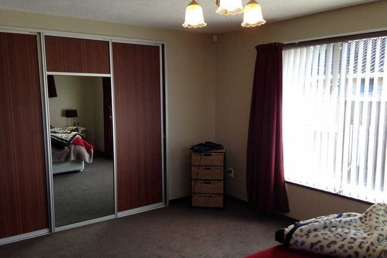 Photo of property in 12 Ashwood Street, Parklands, Christchurch, 8083