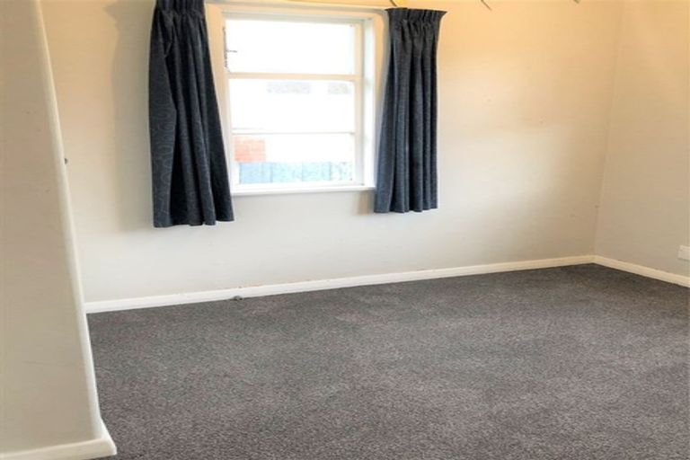 Photo of property in 28 Bould Street, Johnsonville, Wellington, 6037