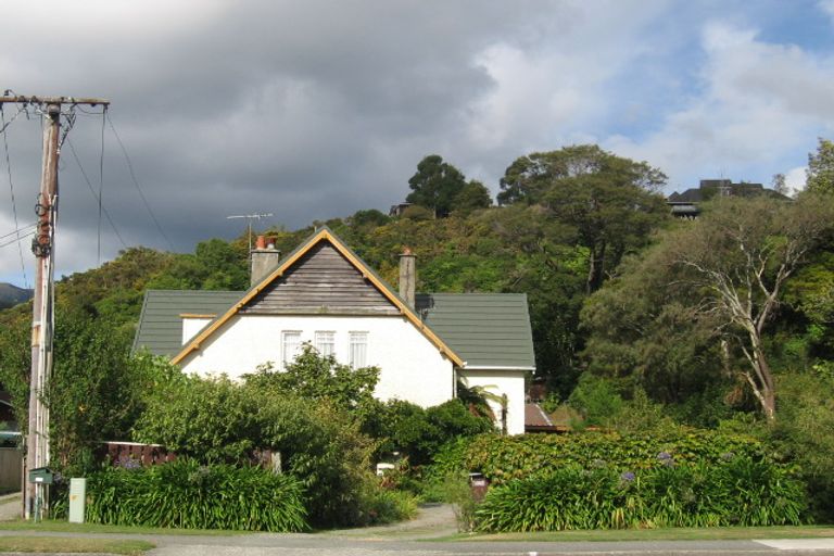 Photo of property in 1026 Fergusson Drive, Clouston Park, Upper Hutt, 5018