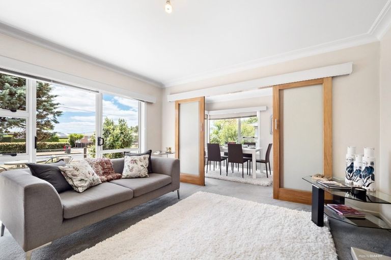 Photo of property in 10 Phillip Street, Pukekohe, 2120