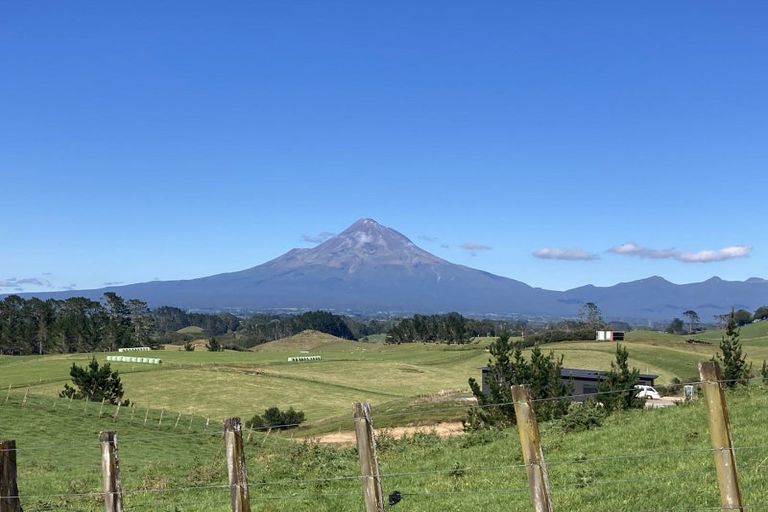 Photo of property in 254 Lincoln Road, Inglewood, 4389