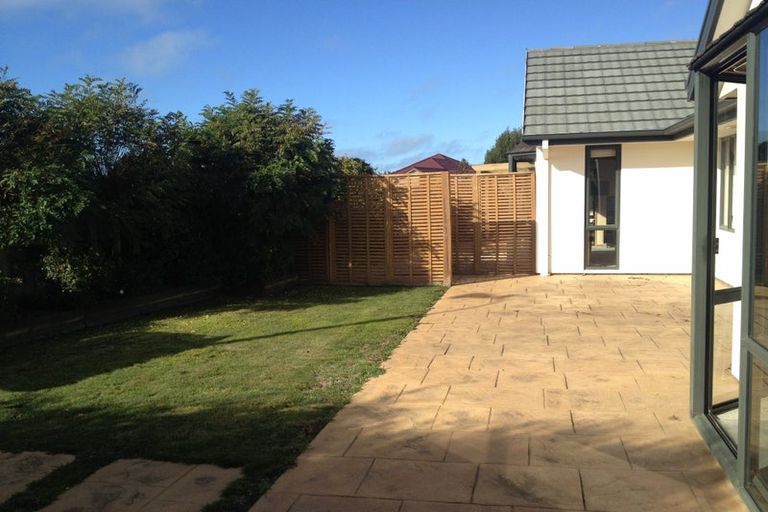 Photo of property in 19 Wisteria Place, Parklands, Christchurch, 8083