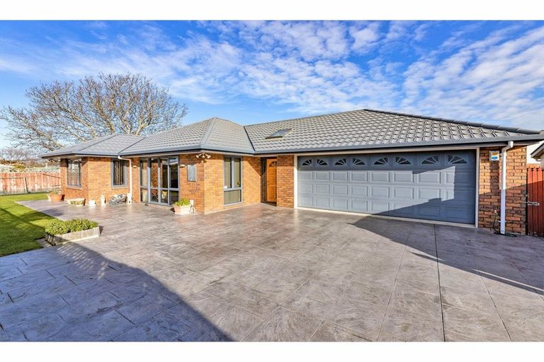 Photo of property in 86a Mackworth Street, Woolston, Christchurch, 8062
