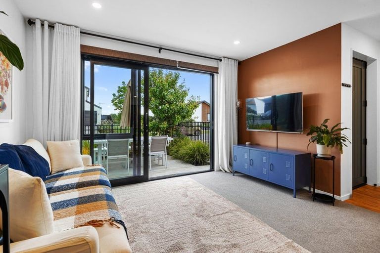 Photo of property in 8 Miromiro Street, Broomfield, Christchurch, 8042