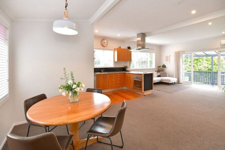 Photo of property in 20 Karaka Street, Helensville, 0800