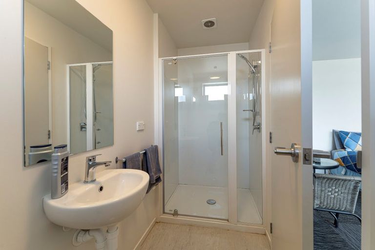 Photo of property in 16 Silverstone Drive, Cromwell, 9384