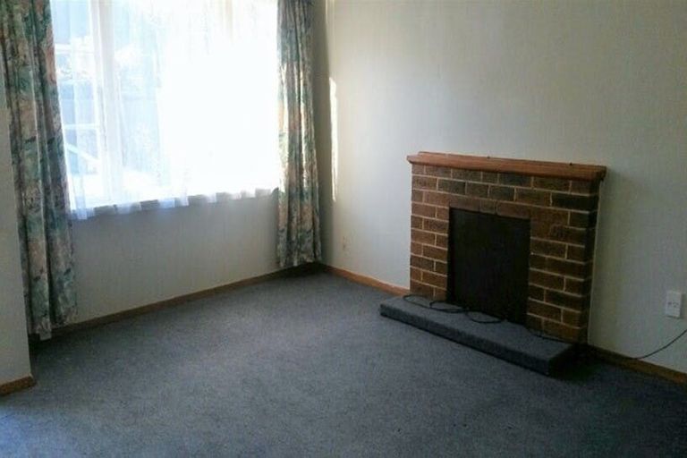 Photo of property in 60 Gibbons Street, Ebdentown, Upper Hutt, 5018