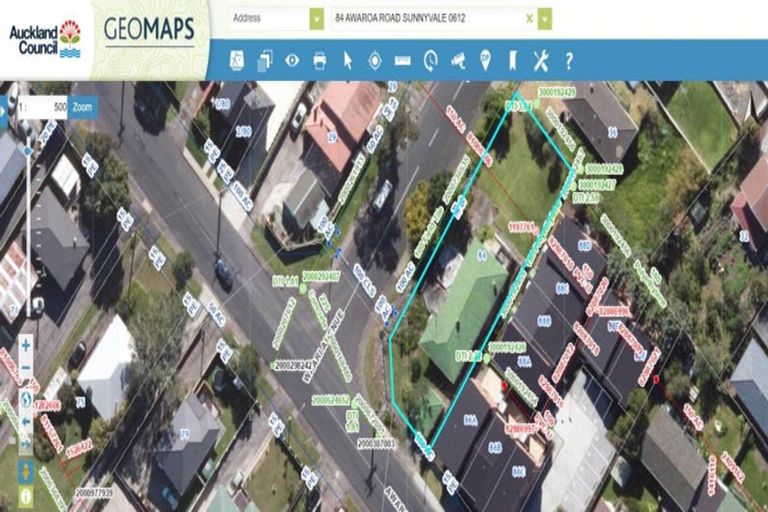 Photo of property in 84 Awaroa Road, Sunnyvale, Auckland, 0612