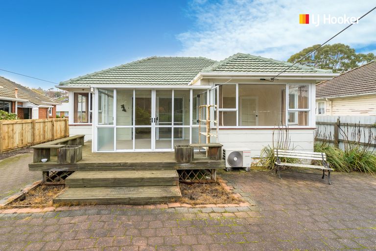 Photo of property in 33 Albertson Avenue, Port Chalmers, 9023