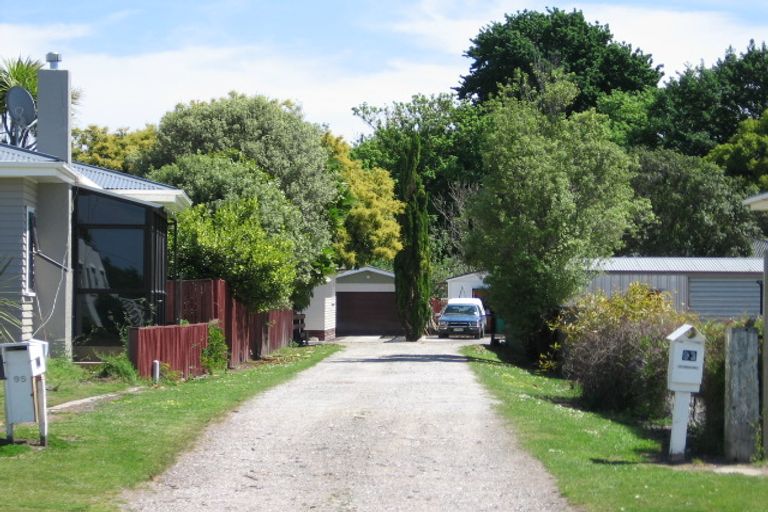 Photo of property in 93 Chalmers Road, Elgin, Gisborne, 4010