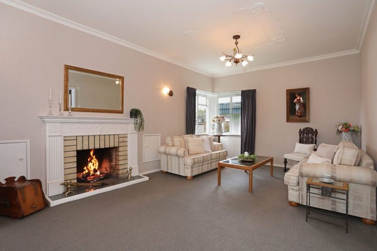 Photo of property in 2 Sandon Road, Feilding, 4702