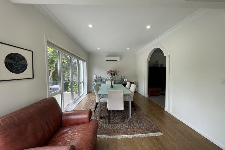 Photo of property in 16 Poynder Avenue, Merivale, Christchurch, 8014