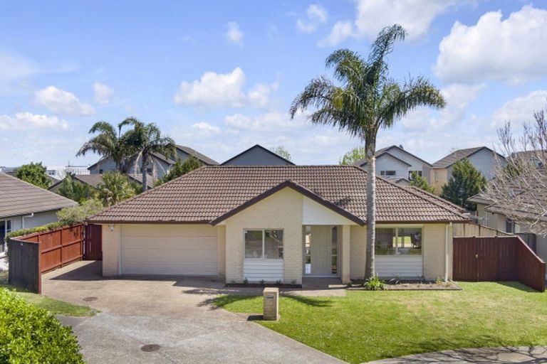 Photo of property in 18 Amapur Place, Flat Bush, Auckland, 2019