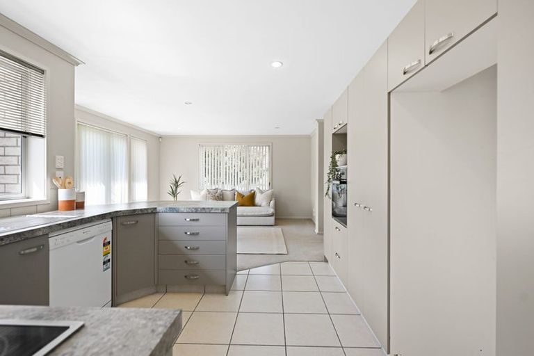 Photo of property in 12 Savannah Place, Rototuna North, Hamilton, 3210