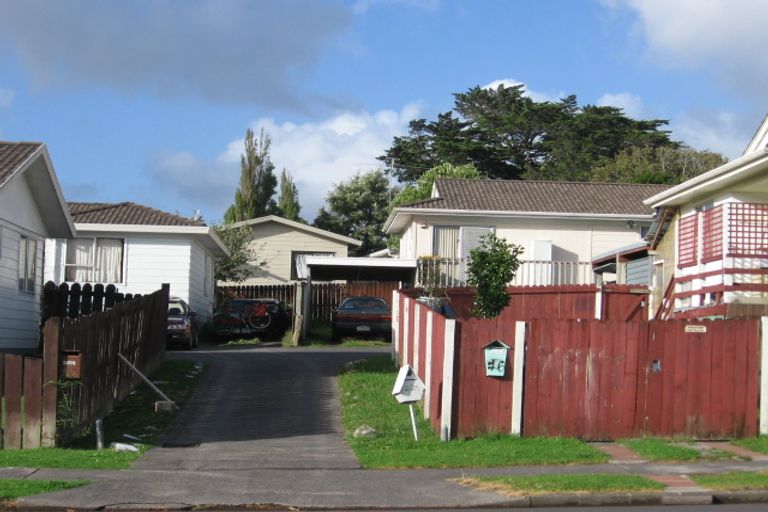 Photo of property in 2/201 Waitemata Drive, Ranui, Auckland, 0612