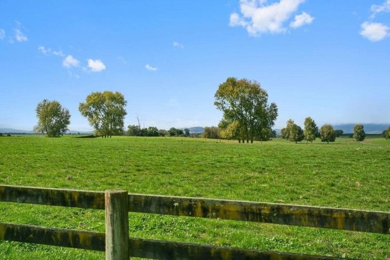 Photo of property in 28 Muir Road, Te Awamutu, 3879