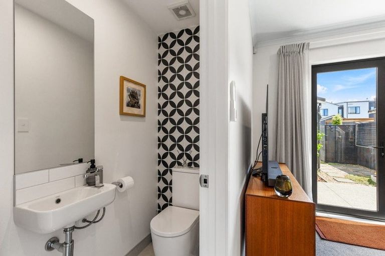 Photo of property in 47 David Carnegie Road, Hobsonville, Auckland, 0616