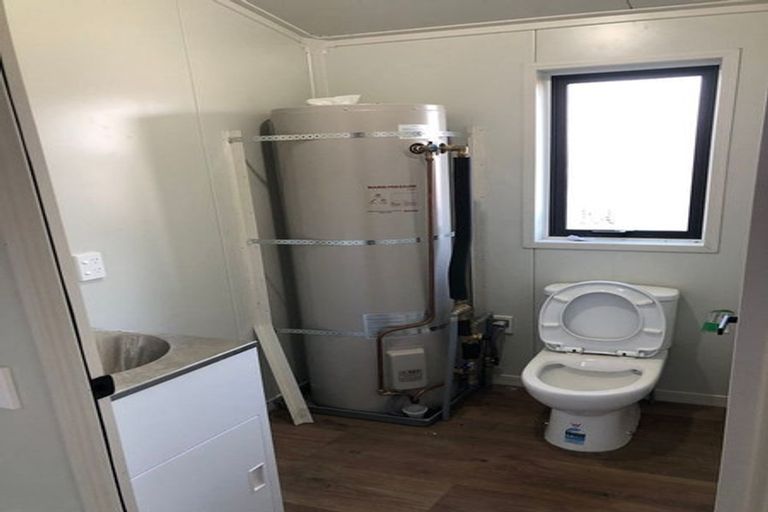 Photo of property in 104a Te Pene Avenue, Titahi Bay, Porirua, 5022