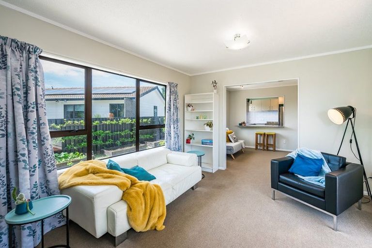 Photo of property in 23 Linwood Drive, Paraparaumu, 5032