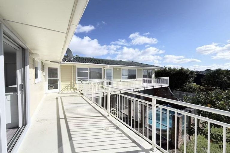 Photo of property in 32 Galaxy Drive, Mairangi Bay, Auckland, 0630