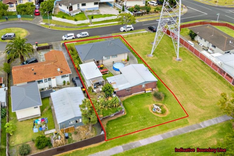 Photo of property in 6 Treviso Place, Clover Park, Auckland, 2023