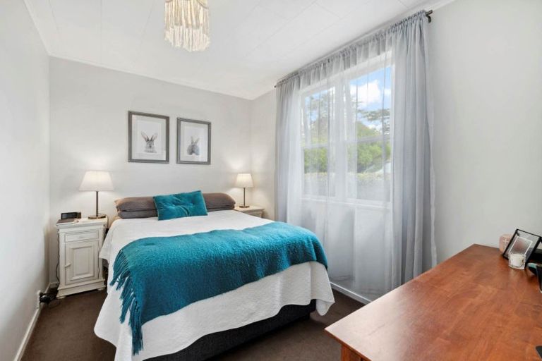 Photo of property in 23 Penton Road, Stanmore Bay, Whangaparaoa, 0932