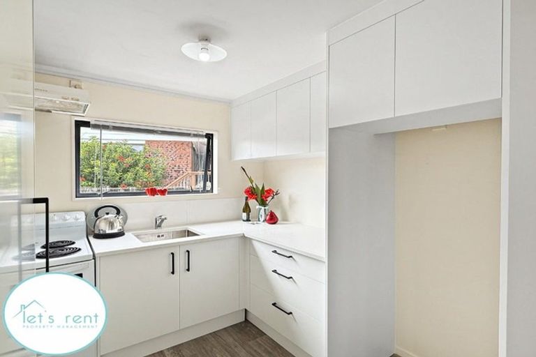 Photo of property in 21 Jandell Crescent, Bucklands Beach, Auckland, 2014