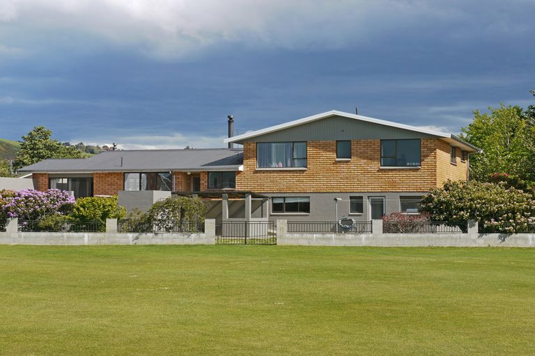 Photo of property in 13 Windsor Place, Mosgiel, 9024