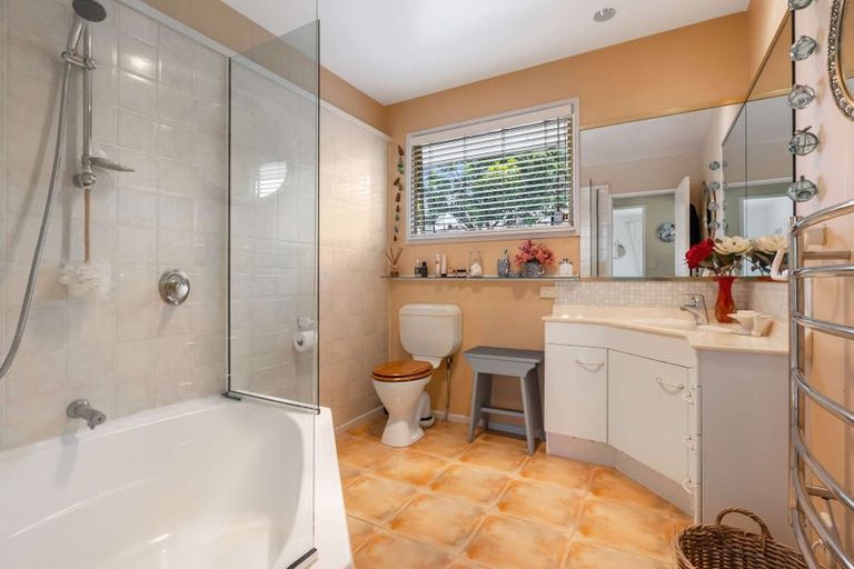 Photo of property in 105 Cable Bay Block Road, Cable Bay, 0420