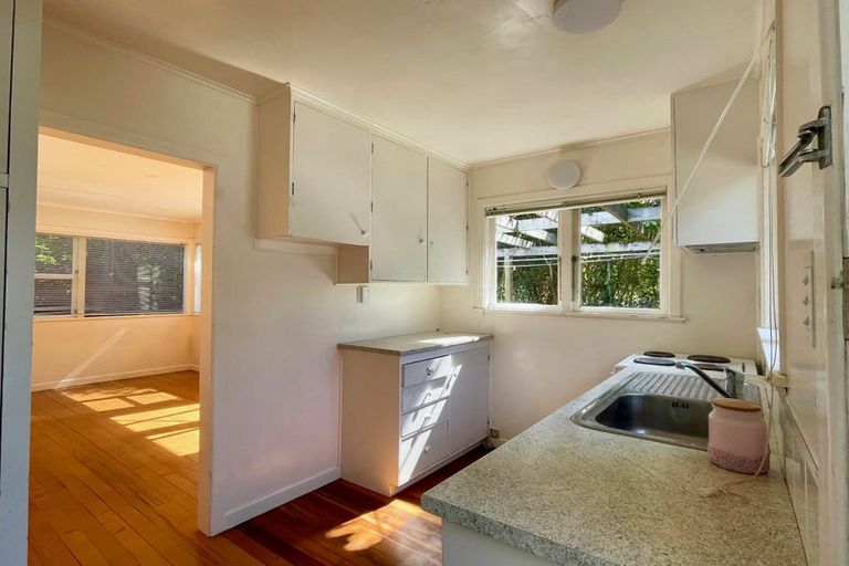 Photo of property in 2/8 Greenhill Crescent, Pakuranga, Auckland, 2010