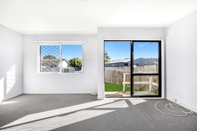 Photo of property in 3/114 Finlayson Avenue, Clendon Park, Auckland, 2103