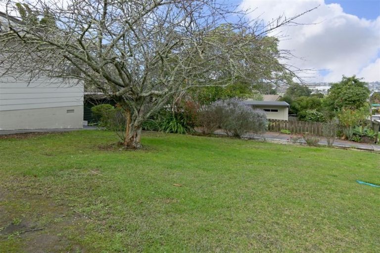 Photo of property in 20 Fitzwater Place, Henderson, Auckland, 0612