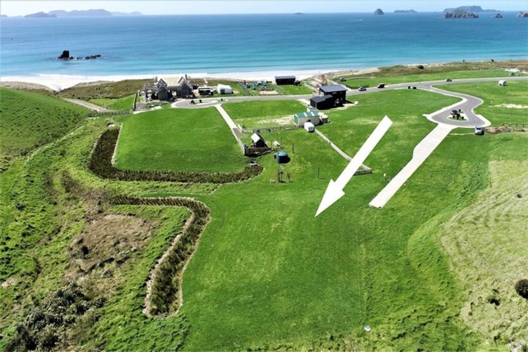 Photo of property in 16 Joyce Place, Opito Bay, Whitianga, 3592