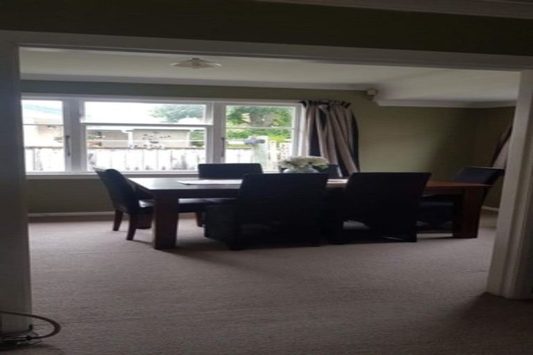 Photo of property in 4 Alton Place, Hokowhitu, Palmerston North, 4410