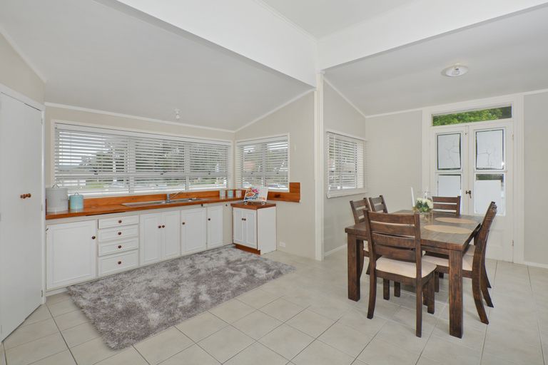 Photo of property in 13 Manse Street, Regent, Whangarei, 0112
