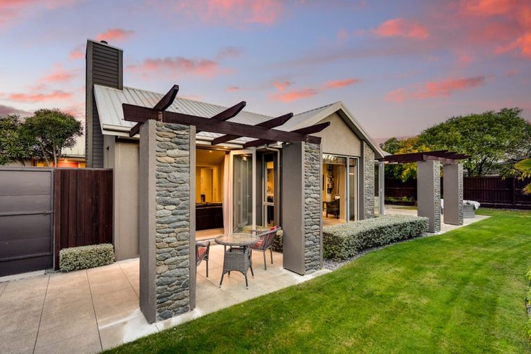 Photo of property in 141 Aston Drive, Waimairi Beach, Christchurch, 8083