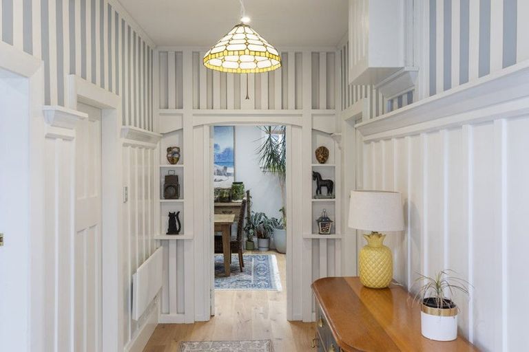 Photo of property in 16 Brenchley Avenue, Strowan, Christchurch, 8052