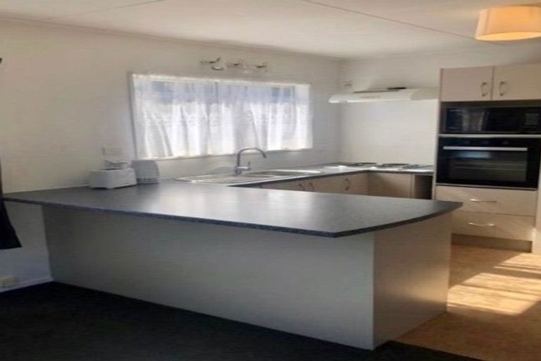 Photo of property in 40 Cumberland Crescent, Welcome Bay, Tauranga, 3112