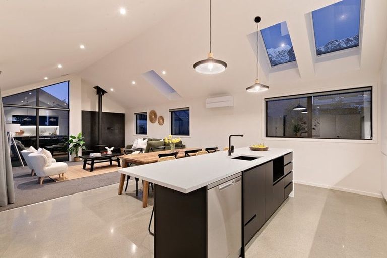 Photo of property in 70 Jack Hanley Drive, Jacks Point, Queenstown, 9371