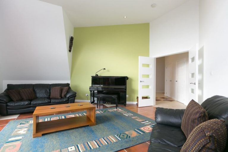Photo of property in 1105 Plymouth Road, Koru, New Plymouth, 4374