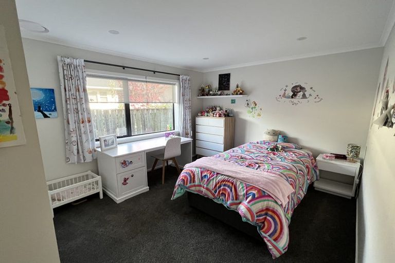 Photo of property in 74 Cologne Street, Martinborough, 5711