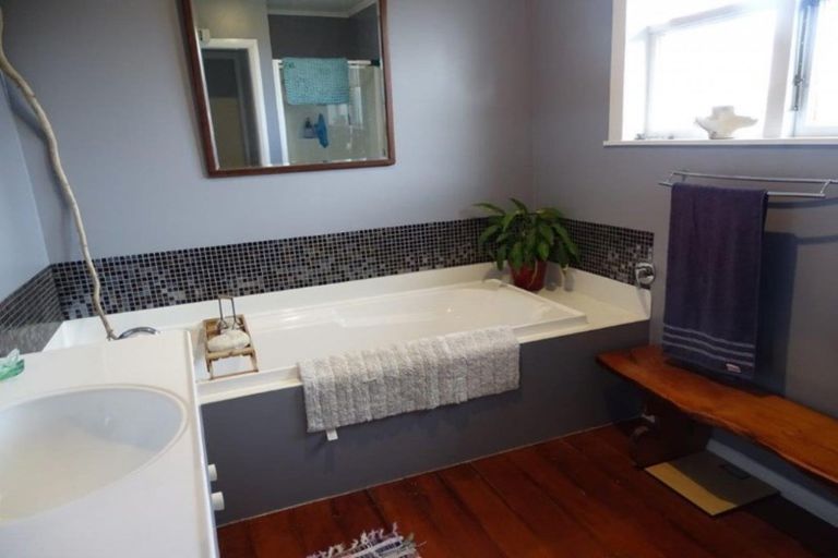 Photo of property in 22 Coronation Street, Paeroa, 3600