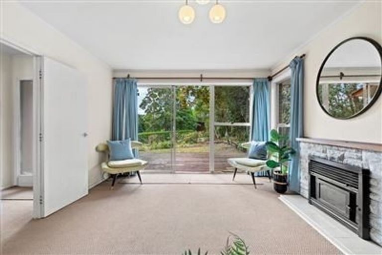 Photo of property in 86 Stredwick Drive, Torbay, Auckland, 0630