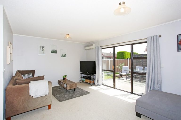 Photo of property in 22a Churchill Terrace, Waiuku, 2123