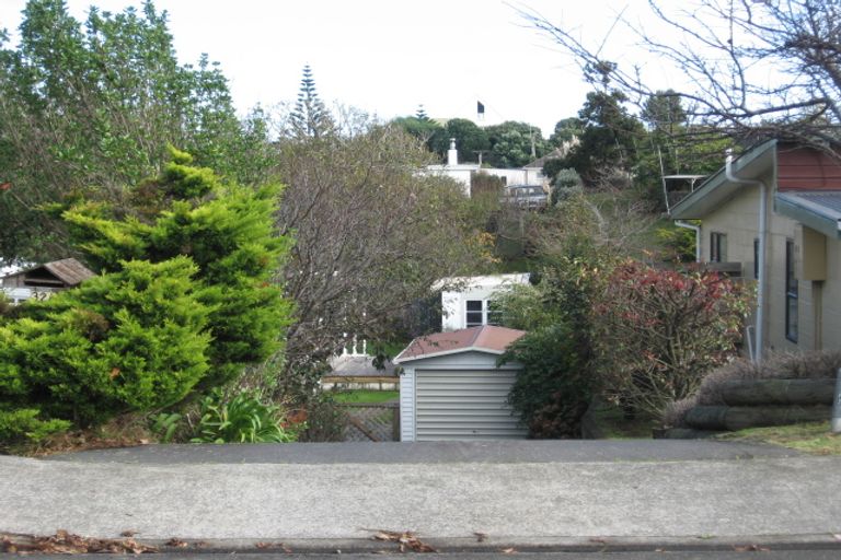 Photo of property in 32 Margaret Road, Raumati Beach, Paraparaumu, 5032