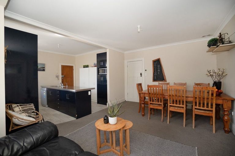 Photo of property in 21 Burns Avenue, Takaro, Palmerston North, 4412